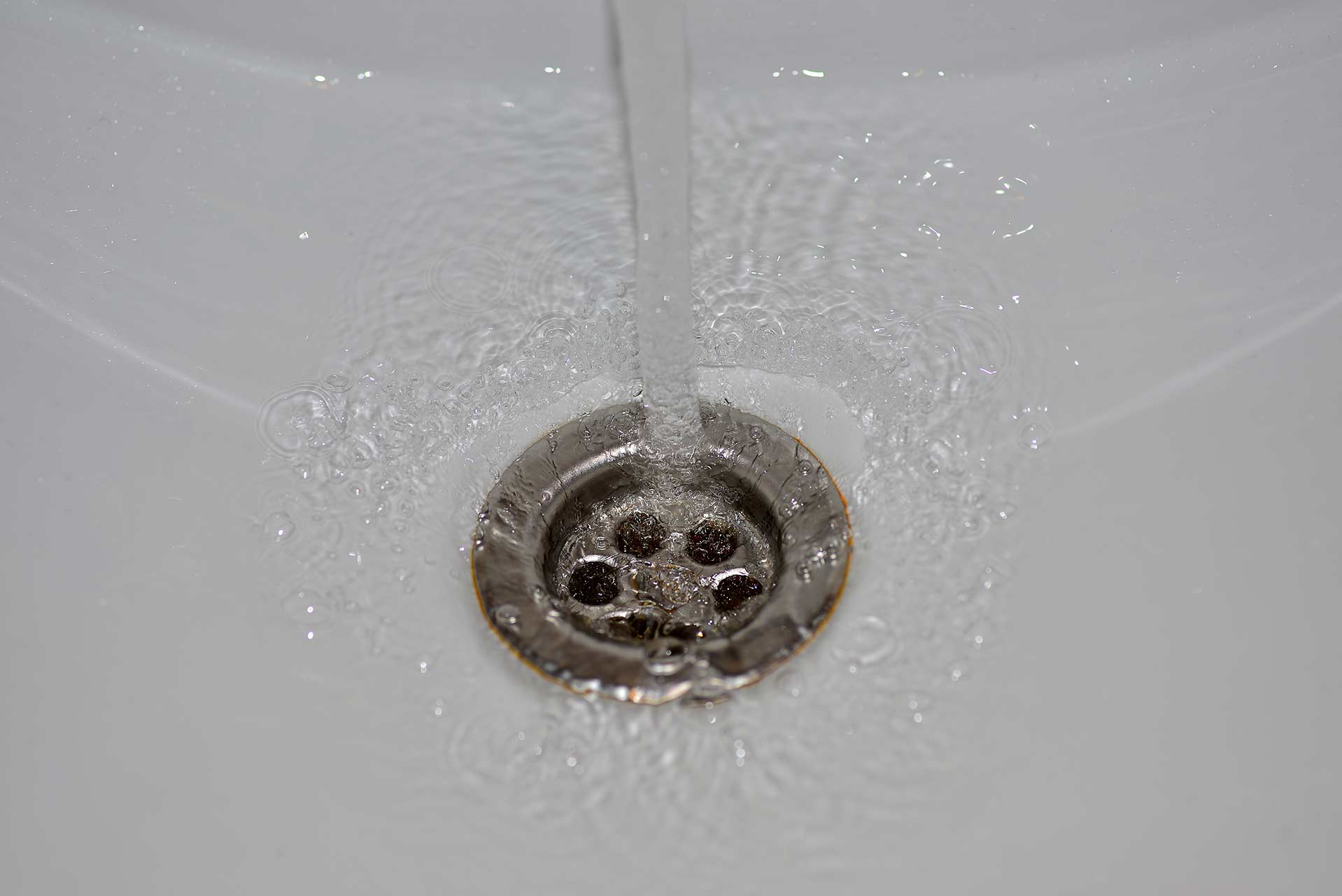 A2B Drains provides services to unblock blocked sinks and drains for properties in Camden.